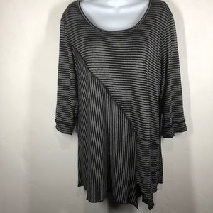 Onque Casula gray and black stripe top size 1X